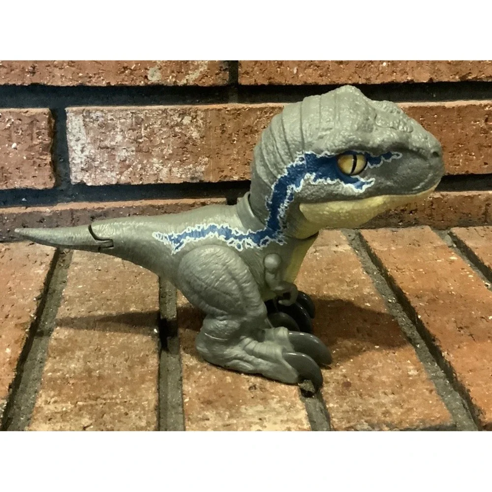 Jurassic World Primal Pal Velociraptor Electronic Toy‎ Sounds/Moves